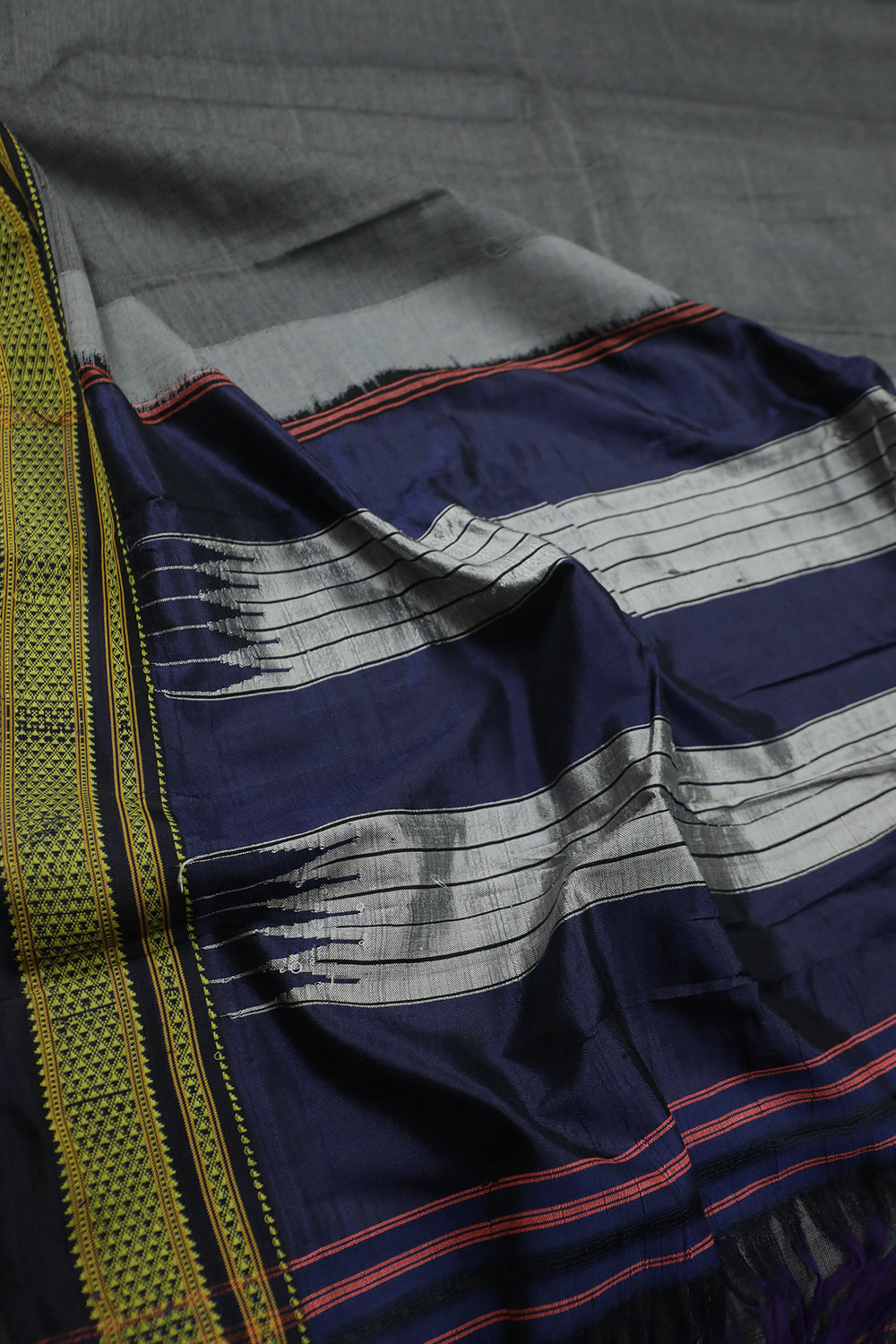 Sarees - Matkatus