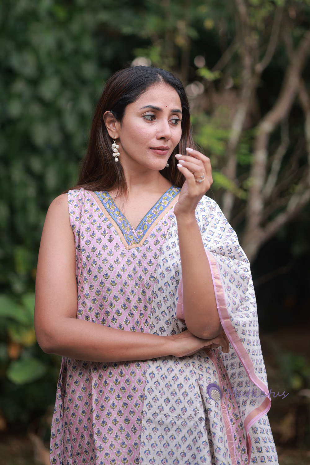 Aarna Unstitched Suit Pattern