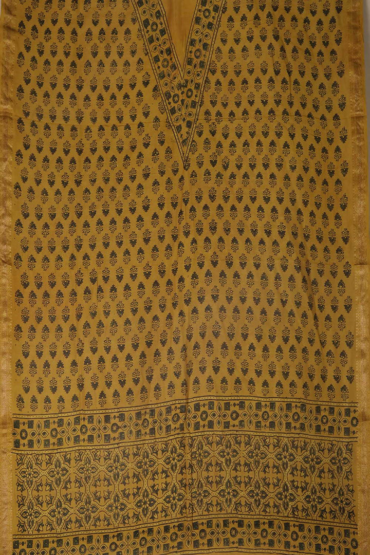 Unstitched Suits - Matkatus 