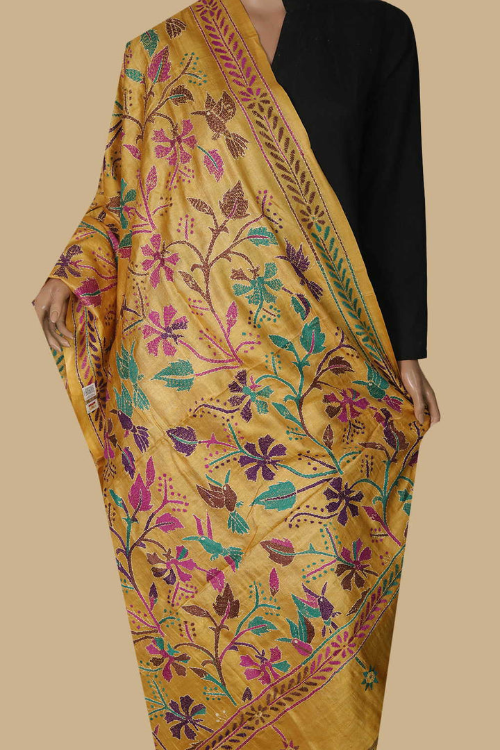 Kantha Silk Dupatta - Matkatus 