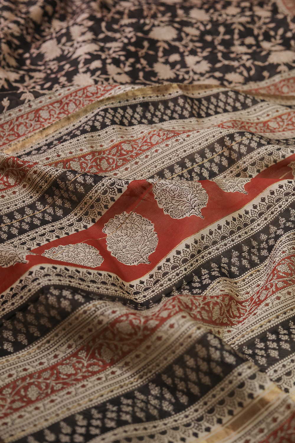 Block Printed Silk Cotton Saree - Matkatus 