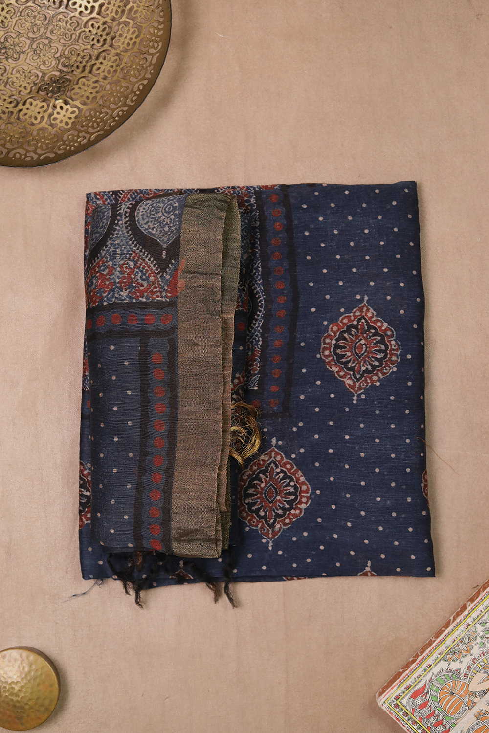 Ajrak Linen Top & Dupatta - Matkatus 
