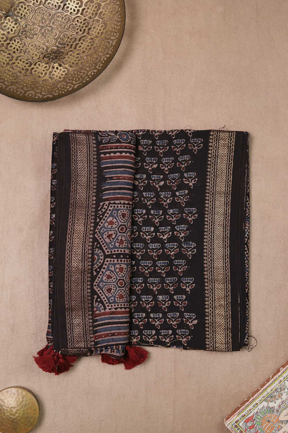 Top & Dupatta -Matkatus 