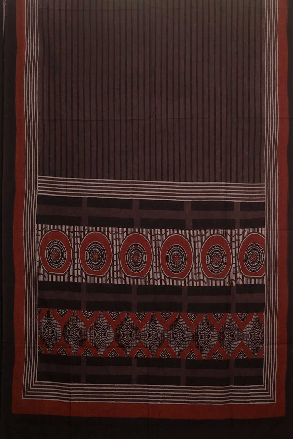 Ajrak Suits - Matkatus