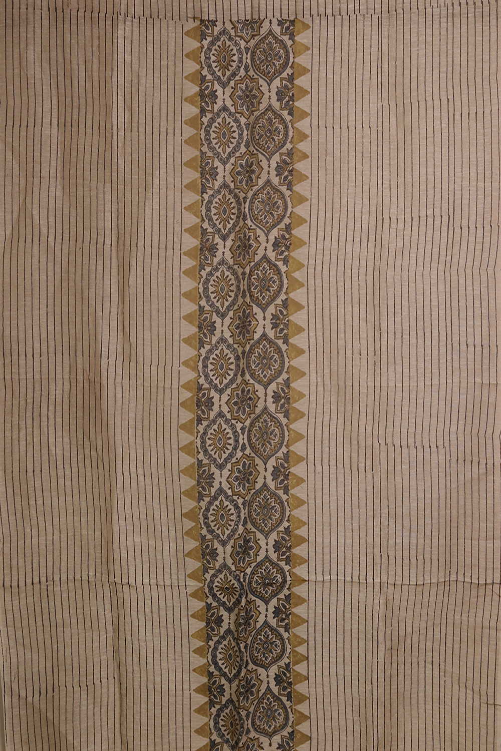 Ajrak Linen Top & Dupatta - Matkatus 