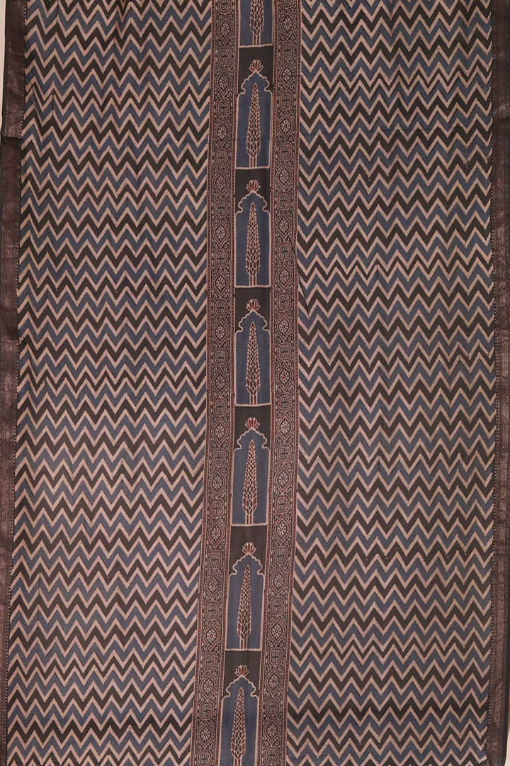 Unstitched Suits - Matkatus 