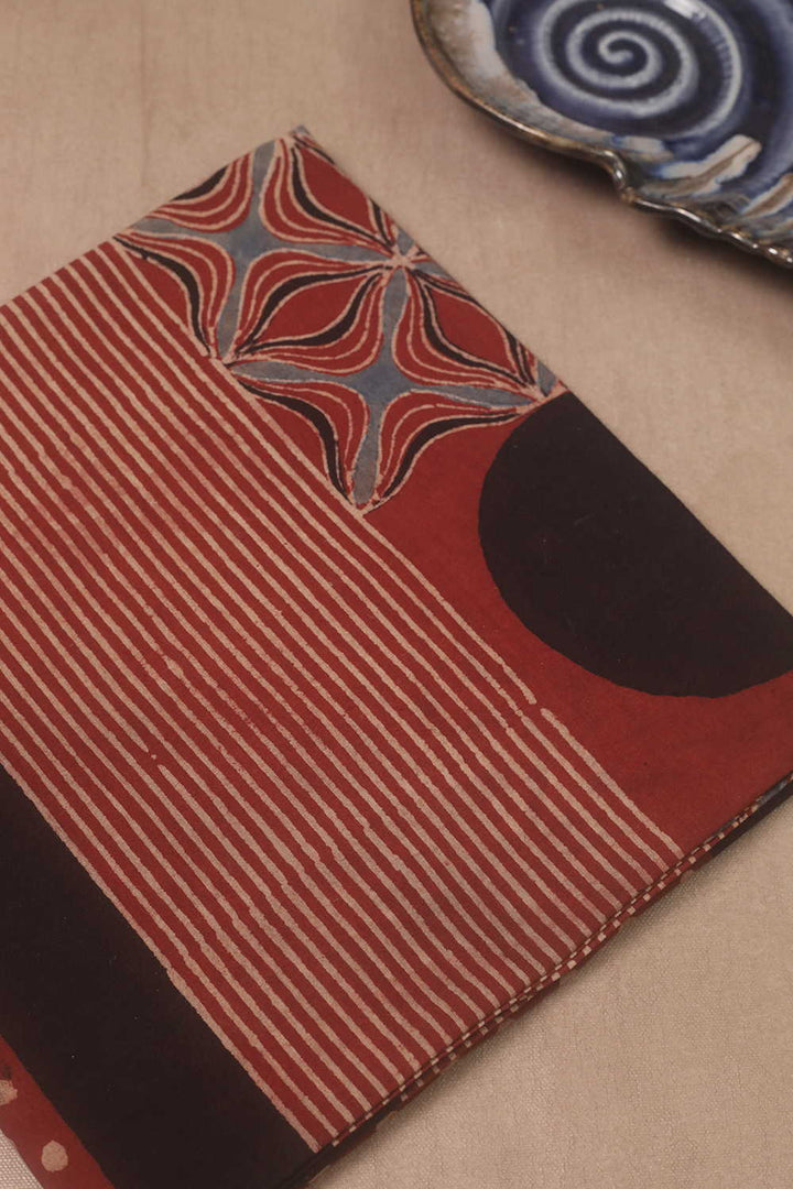 Ajrak Suits - Matkatus