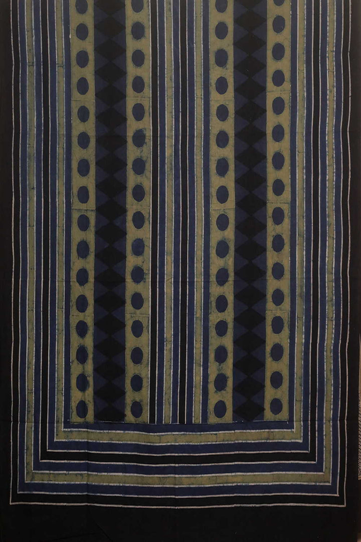 Ajrak Suits - Matkatus
