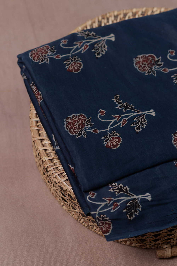 Silk Fabrics - Matkatus 