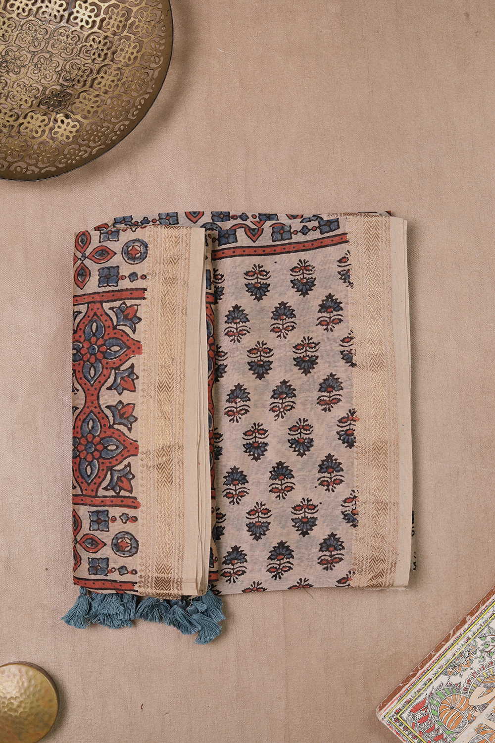 Top & Dupatta -Matkatus 
