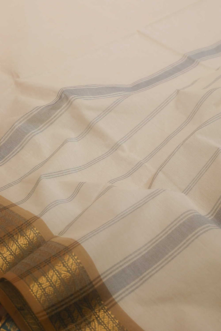 Sarees - Matkatus