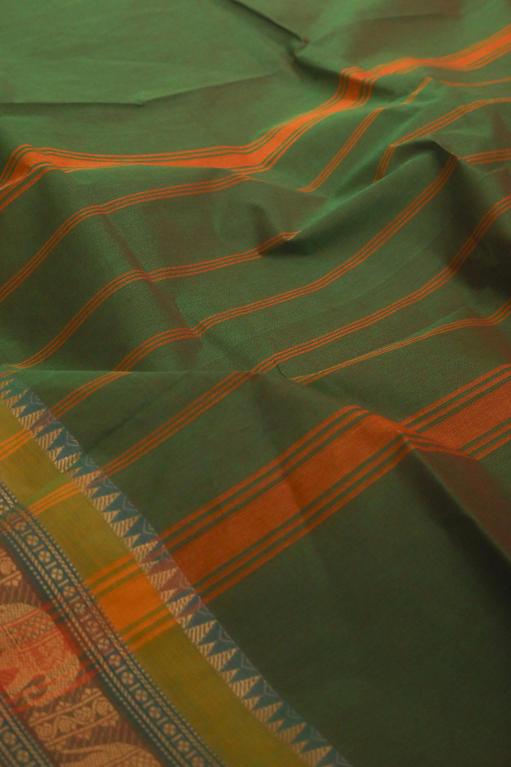 Sarees - Matkatus