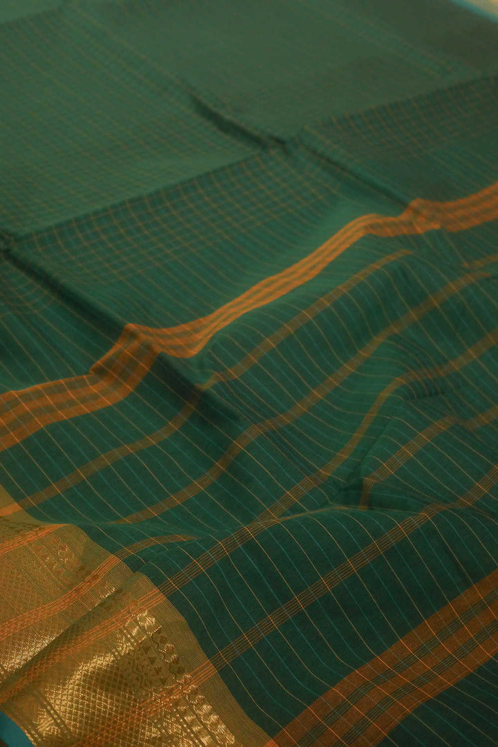 Sarees - Matkatus