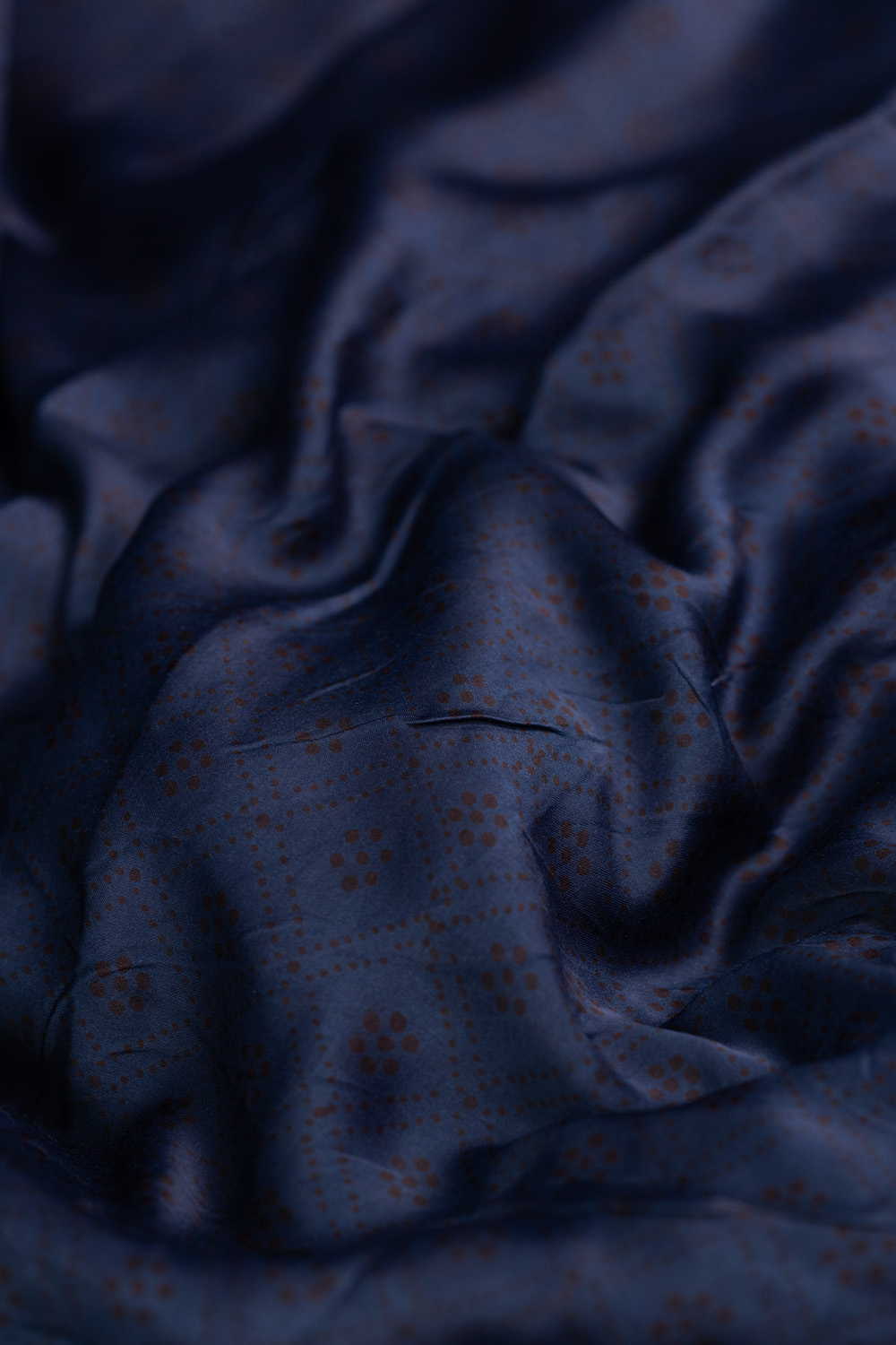 Silk Fabrics - Matkatus 