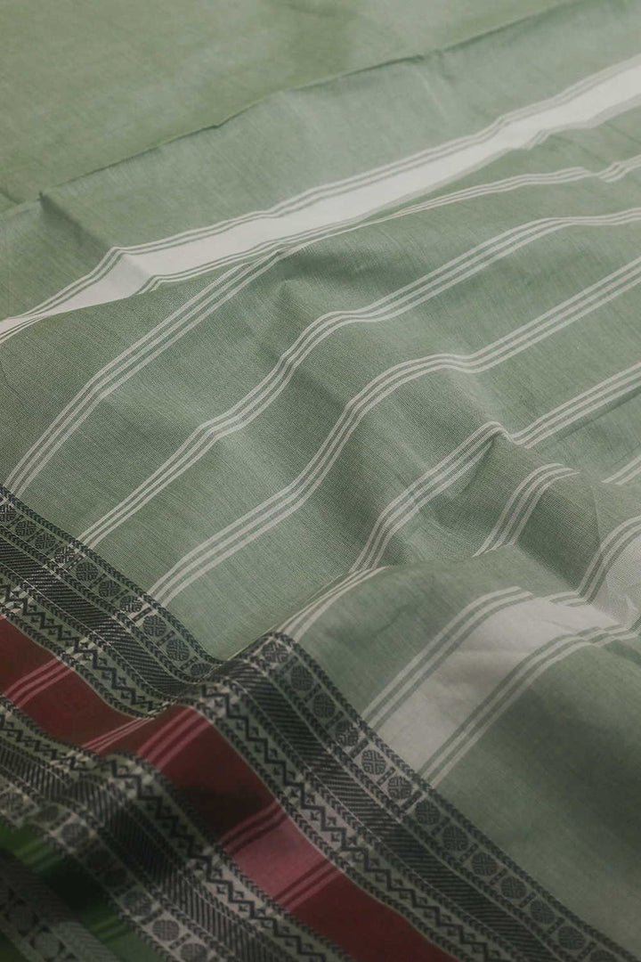 Sarees - Matkatus
