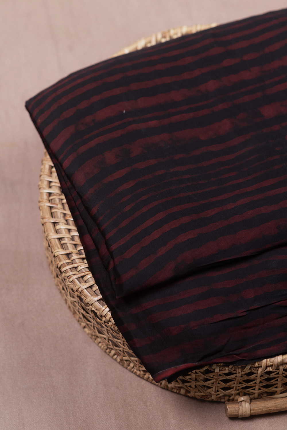 Silk Fabrics - Matkatus 