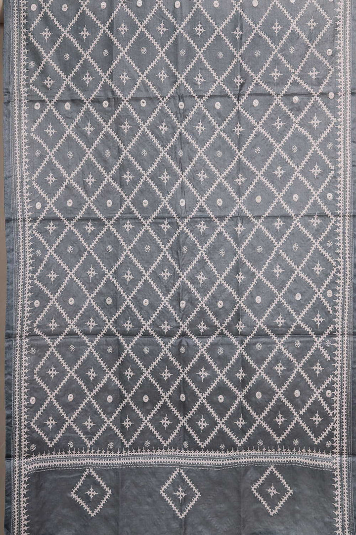 Embroidered Dupattas - Matkatus 
