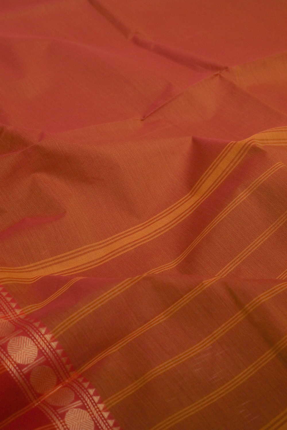 Sarees - Matkatus