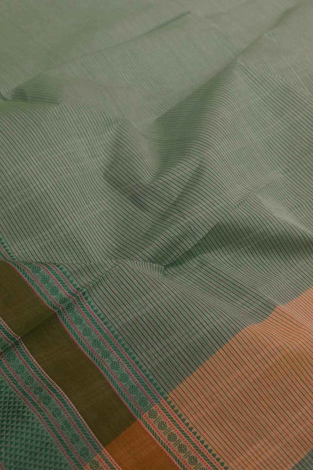 Sarees - Matkatus