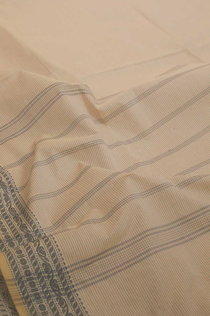Sarees - Matkatus