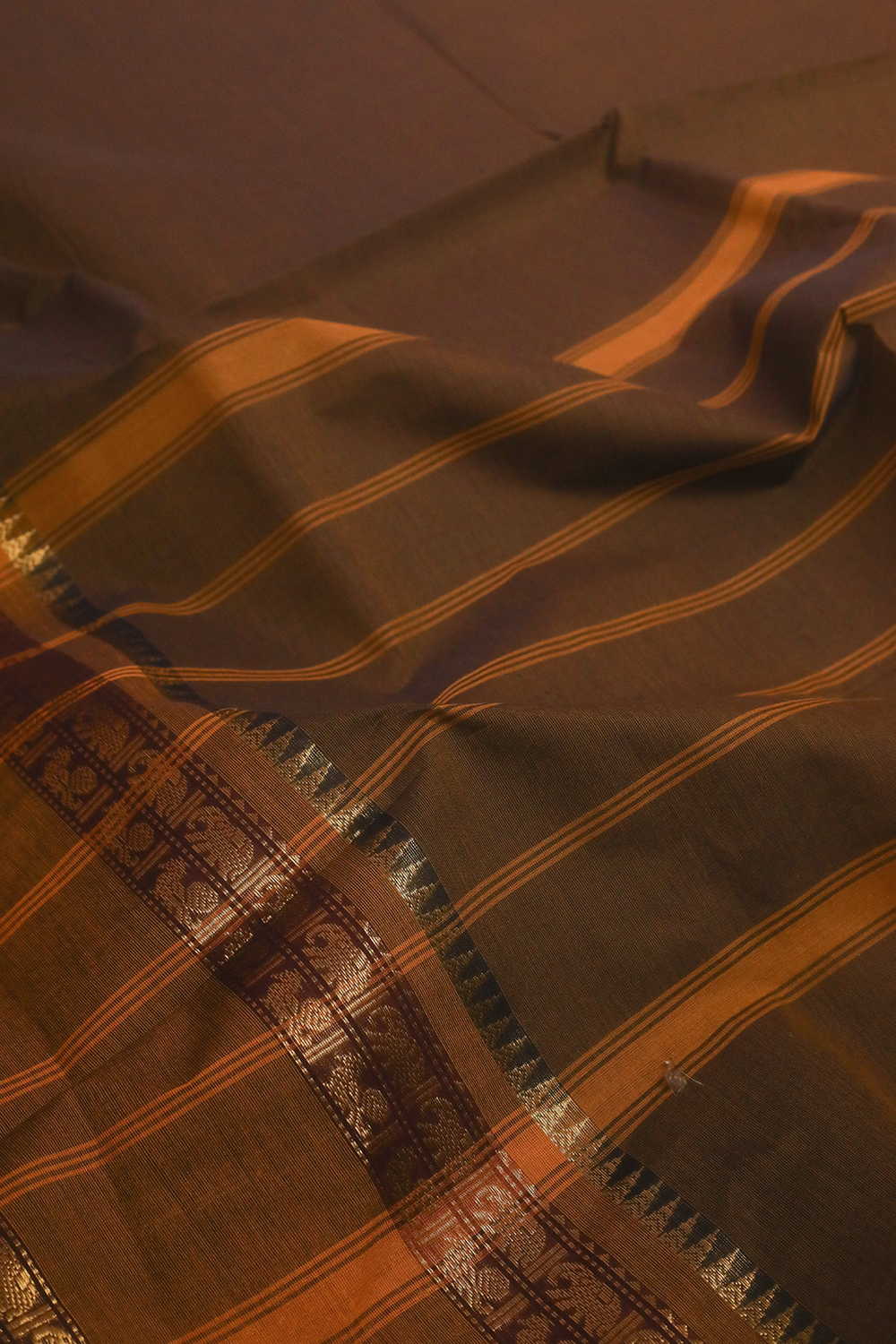 Sarees - Matkatus