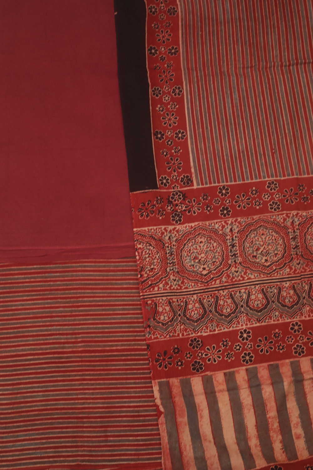 Block Printed Suits - Matkatus 