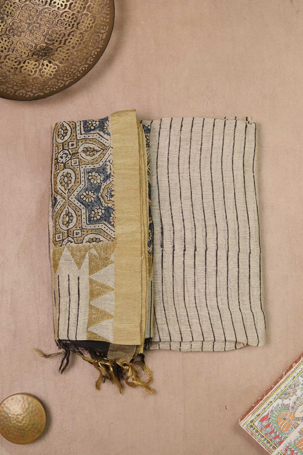 Ajrak Linen Top & Dupatta - Matkatus 