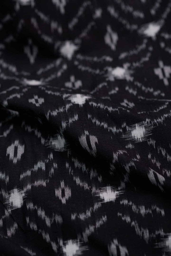 Pochampally Ikat Fabric - Matkatus