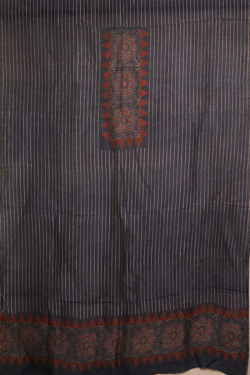 Ajrak Linen Top & Dupatta - Matkatus 