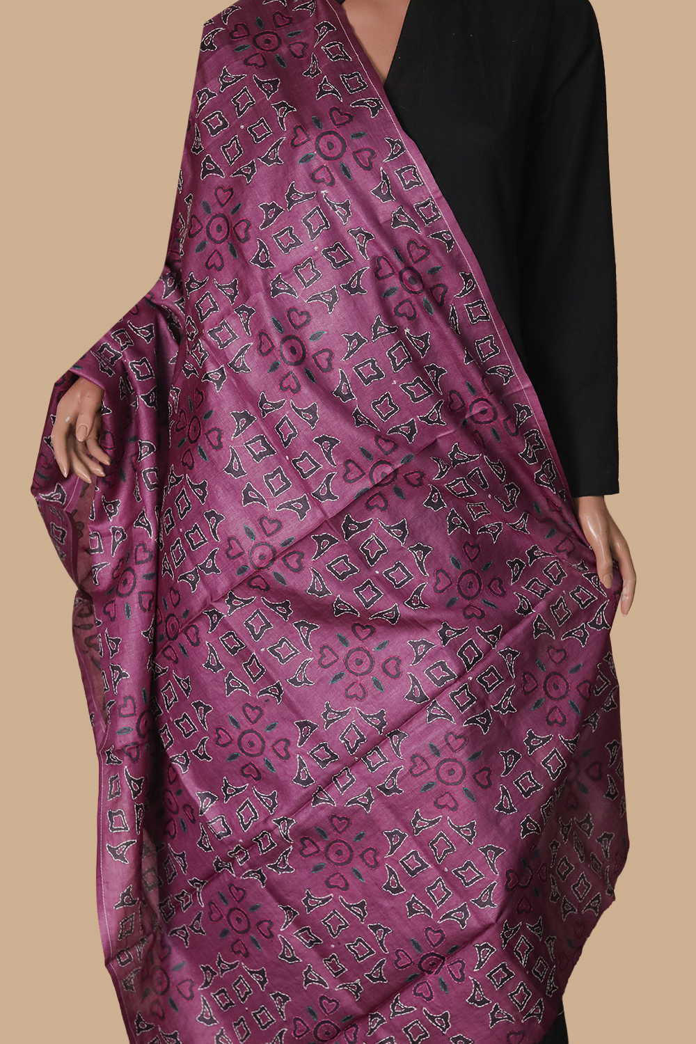 Kantha Silk Dupatta - Matkatus 