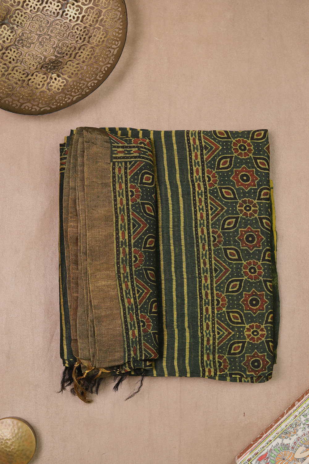 Ajrak Linen Top & Dupatta - Matkatus 