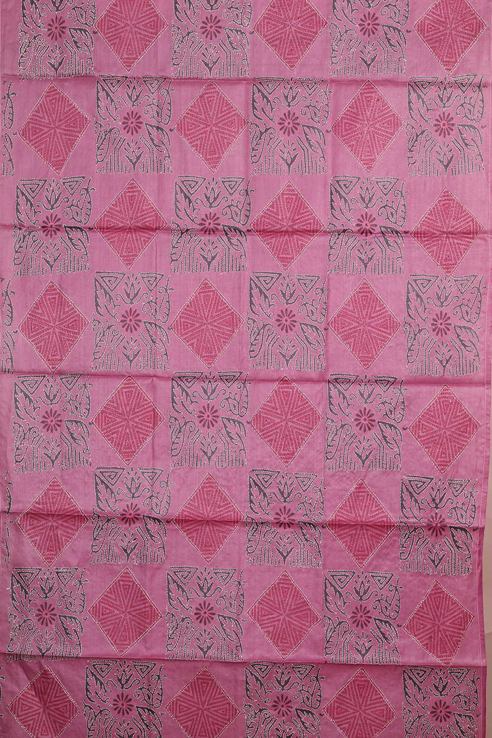Embroidered Dupattas - Matkatus 