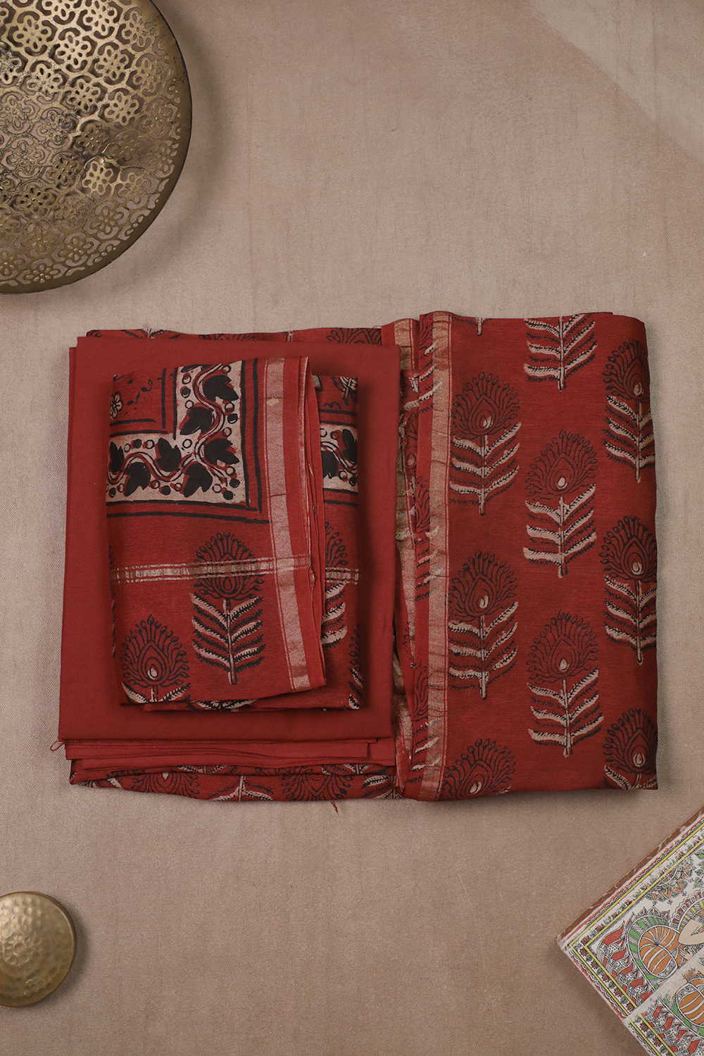 Unstitched Suits - Matkatus 