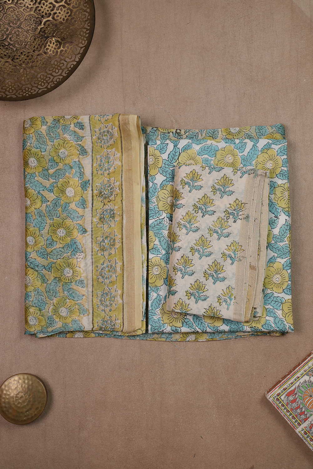 Unstitched Suits - Matkatus 