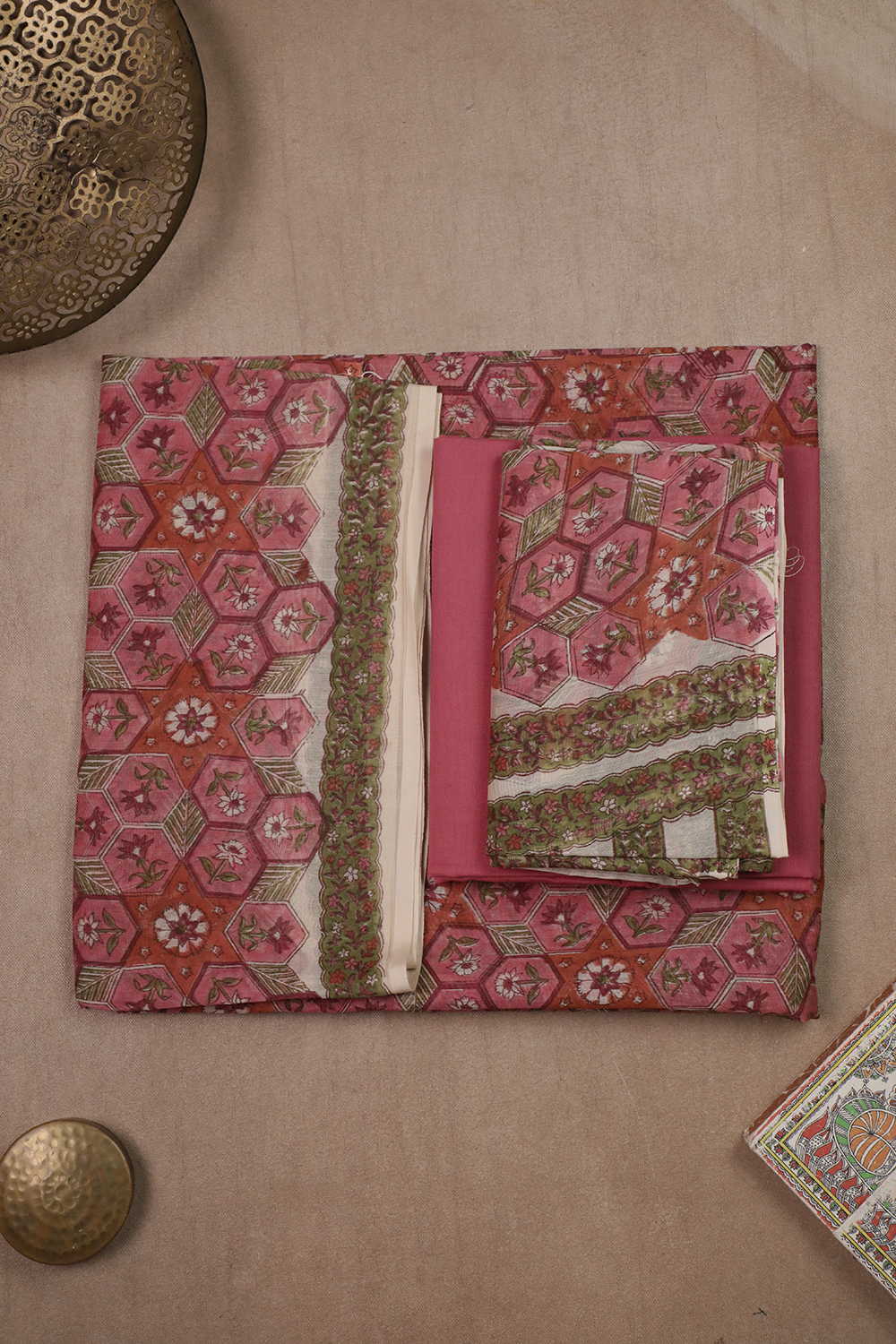 Unstitched Suits - Matkatus 