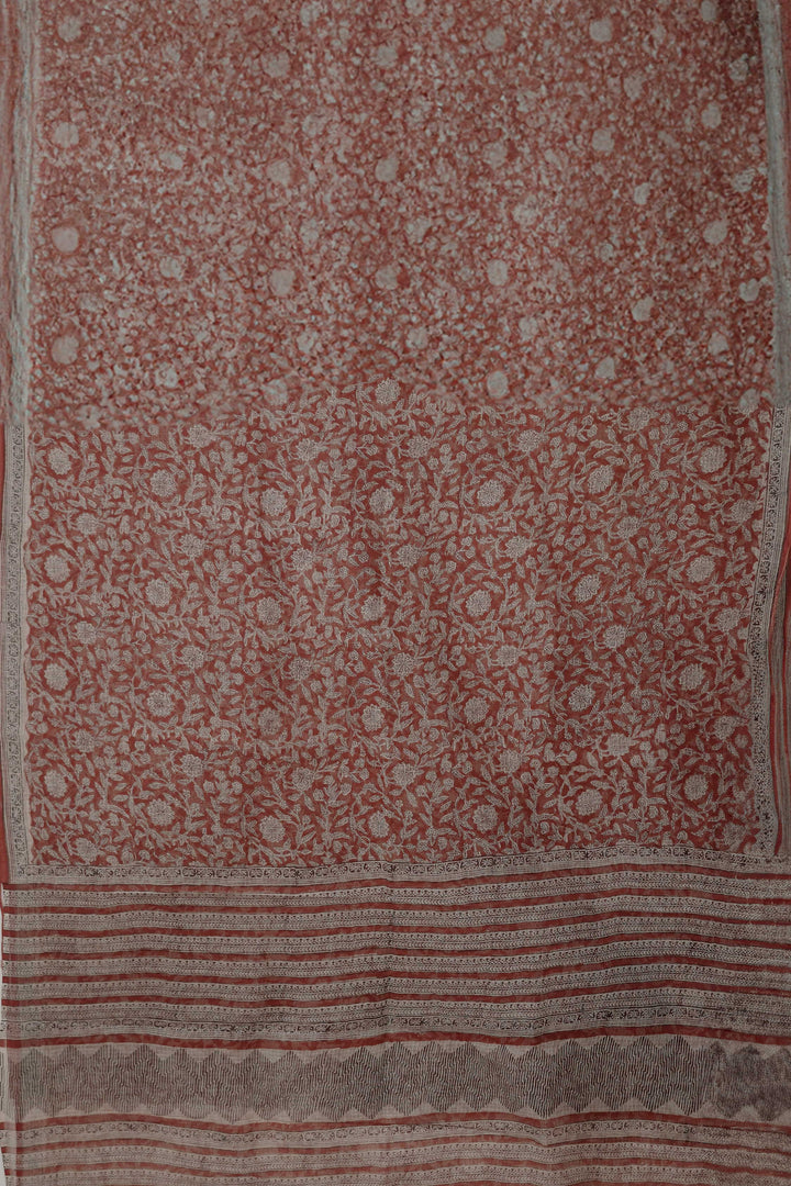 Sarees - Matkatus