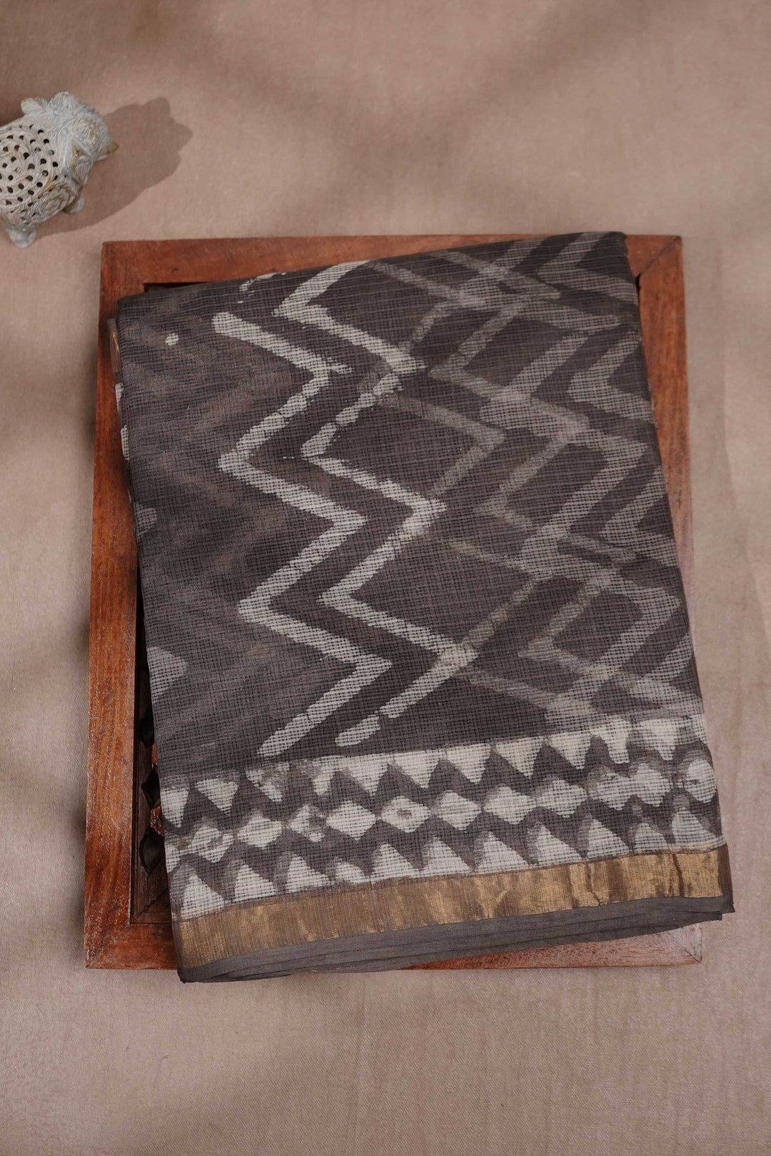 Sarees-Matkatus