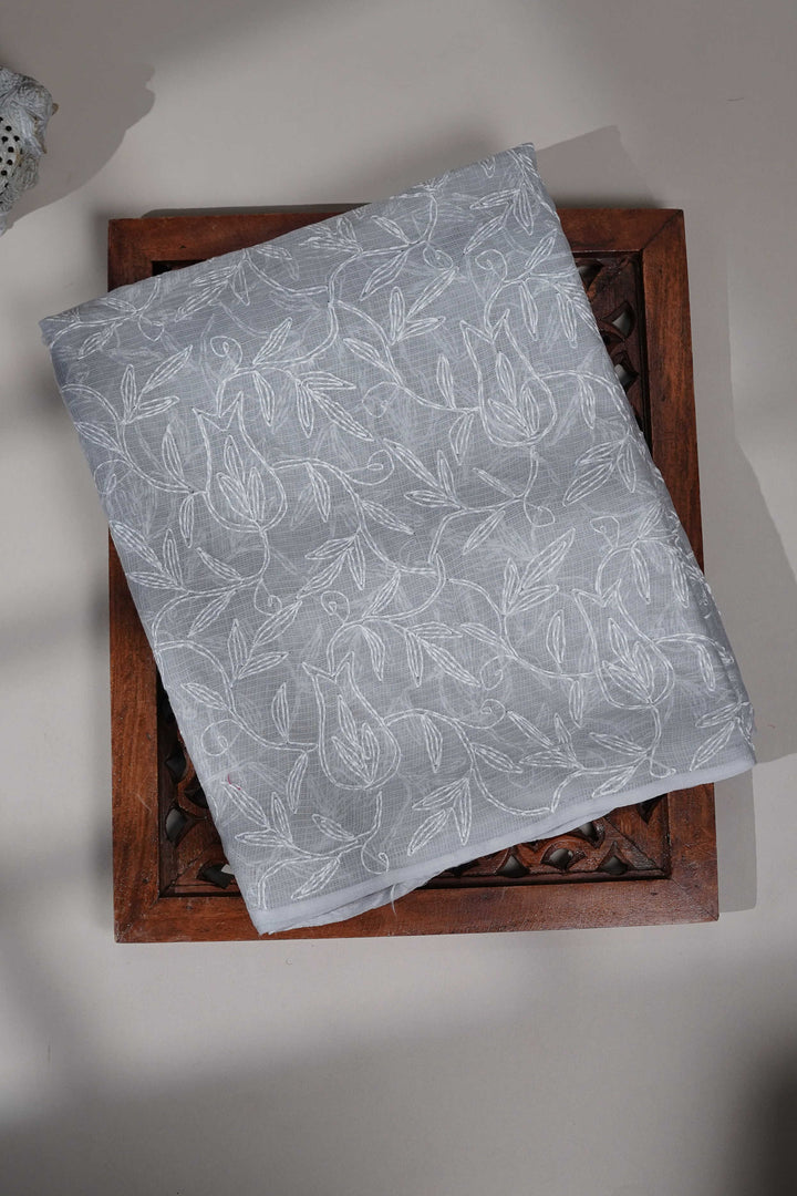 Embroidered Saree - Matkatus 