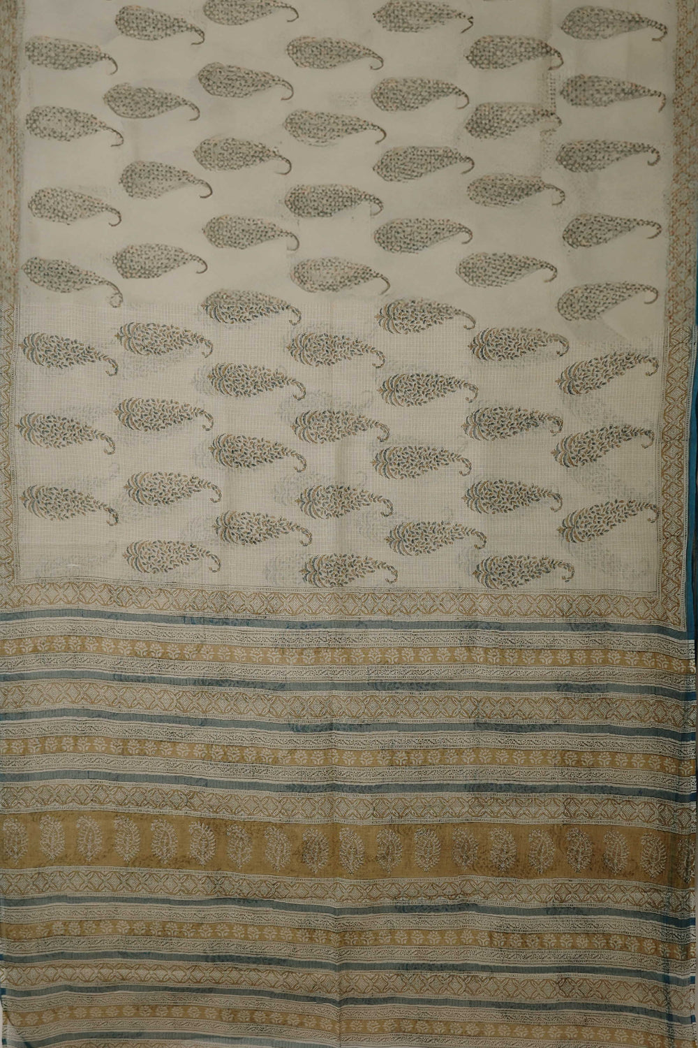 Sarees - Matkatus