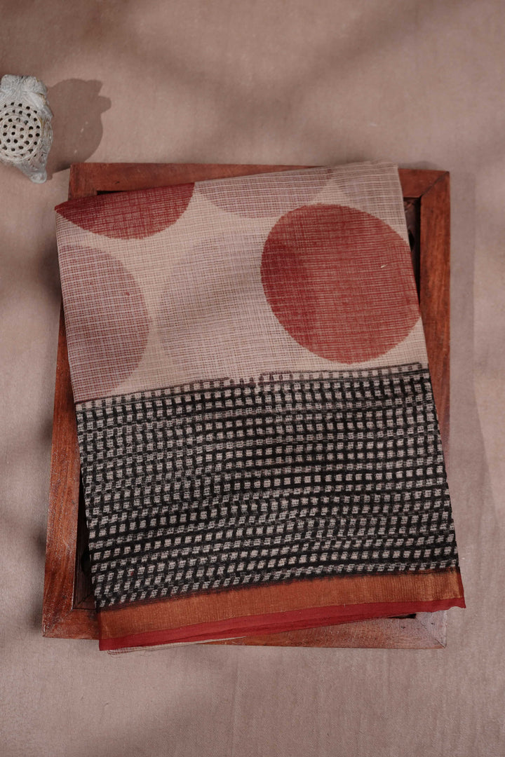 Sarees-Matkatus