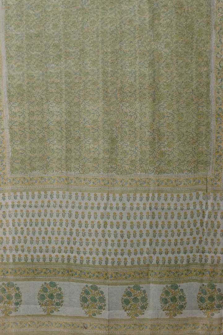 Sarees - Matkatus