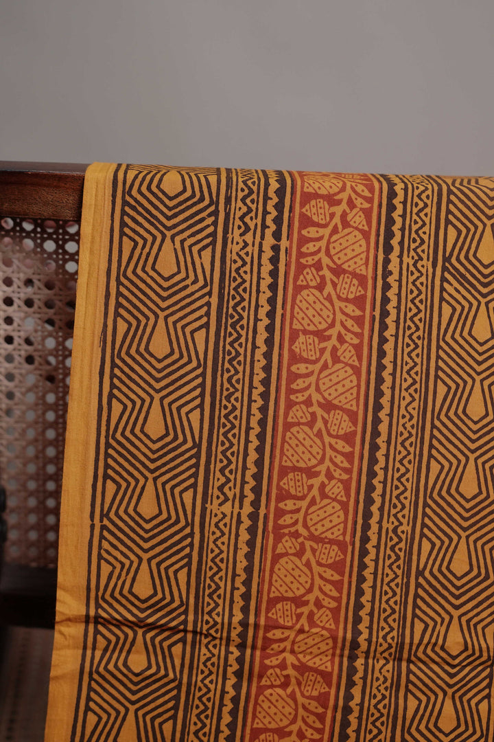Patterned Bagh Cotton Fabric - 1m