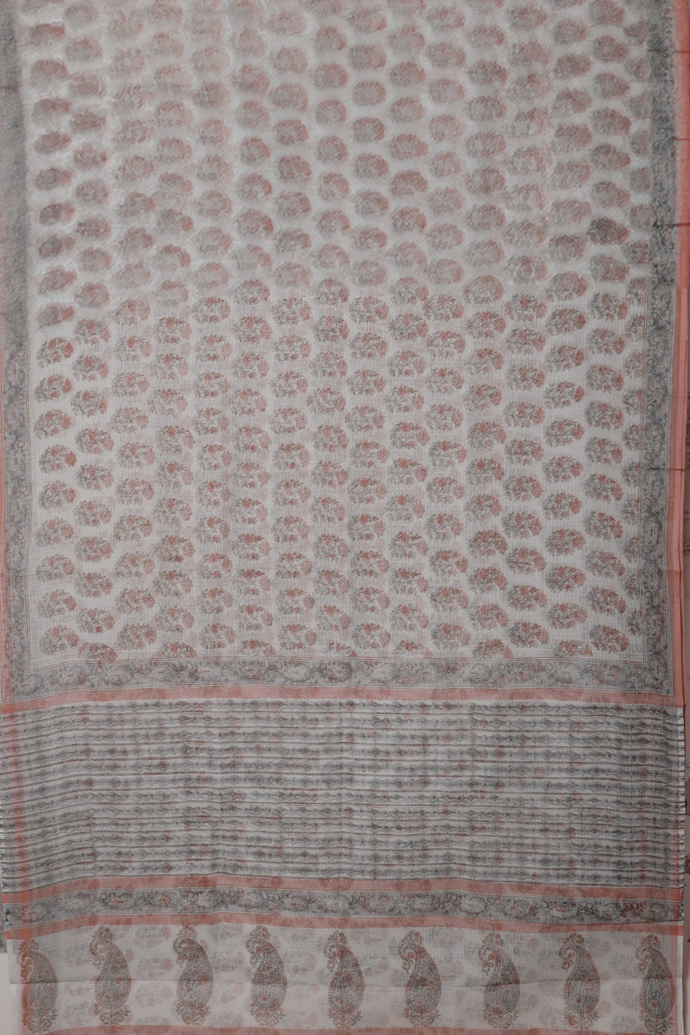 Sarees - Matkatus