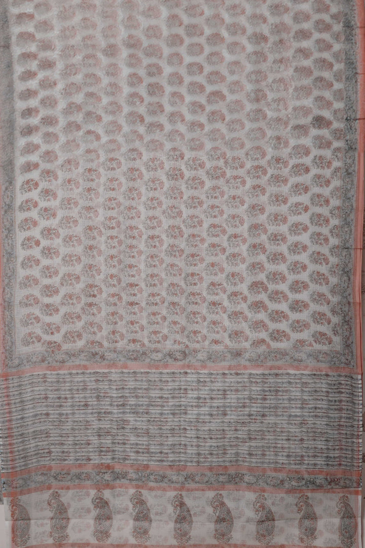 Sarees - Matkatus