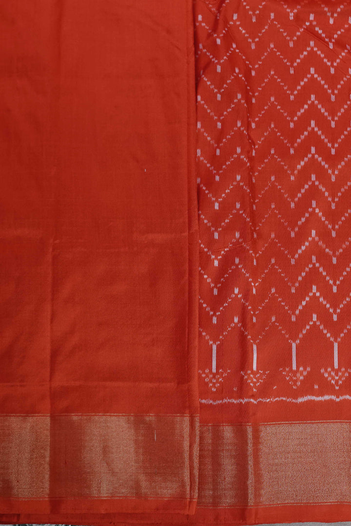 Traditional Sarees - Matkatus 