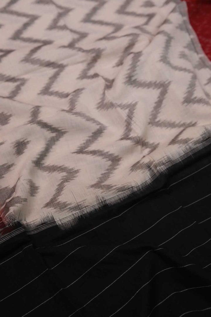 Ikat Cotton Dupatta - Matkatus 