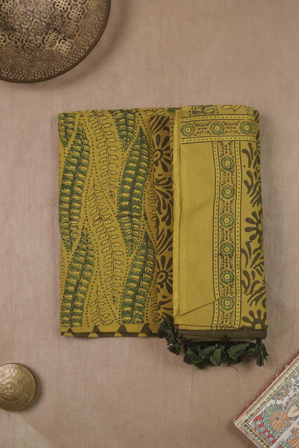 Ajrak Suits - Matkatus 