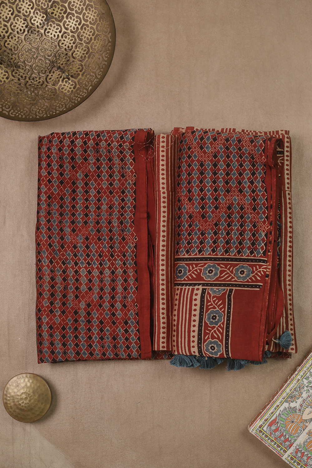 Unstitched Suits - Matkatus 