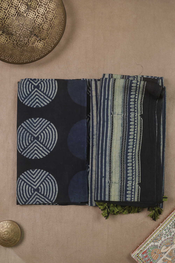 Cotton Suits - Matkatus 