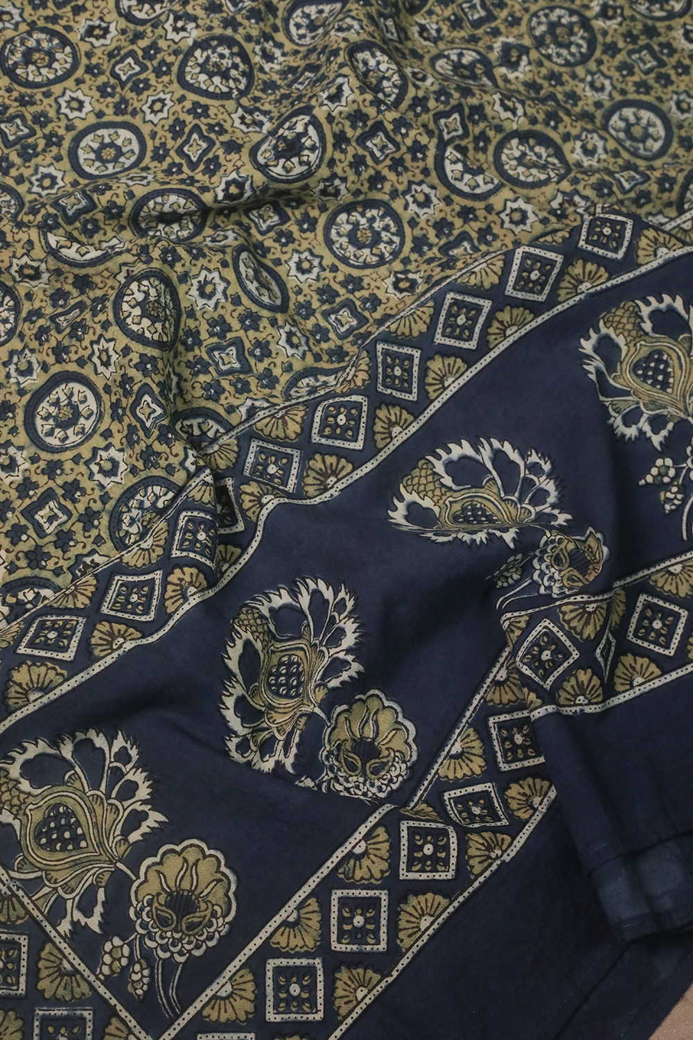Ajrak Kaftan Fabric - Matkatus 